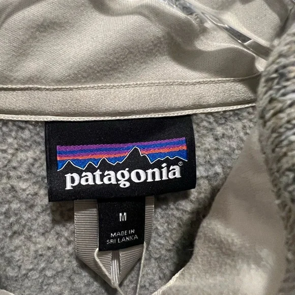 PATAGONIA Better Sweater 1/4 Zip Fleece Pullover NWT in Birch White Medium - Picture 6 of 9